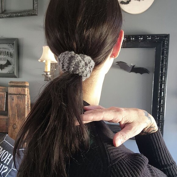 Knit Hair Scrunchie, Gray, Handknit Ponytail Holder, "Storm Cloud" Hair Tie Band - Picture 7 of 10